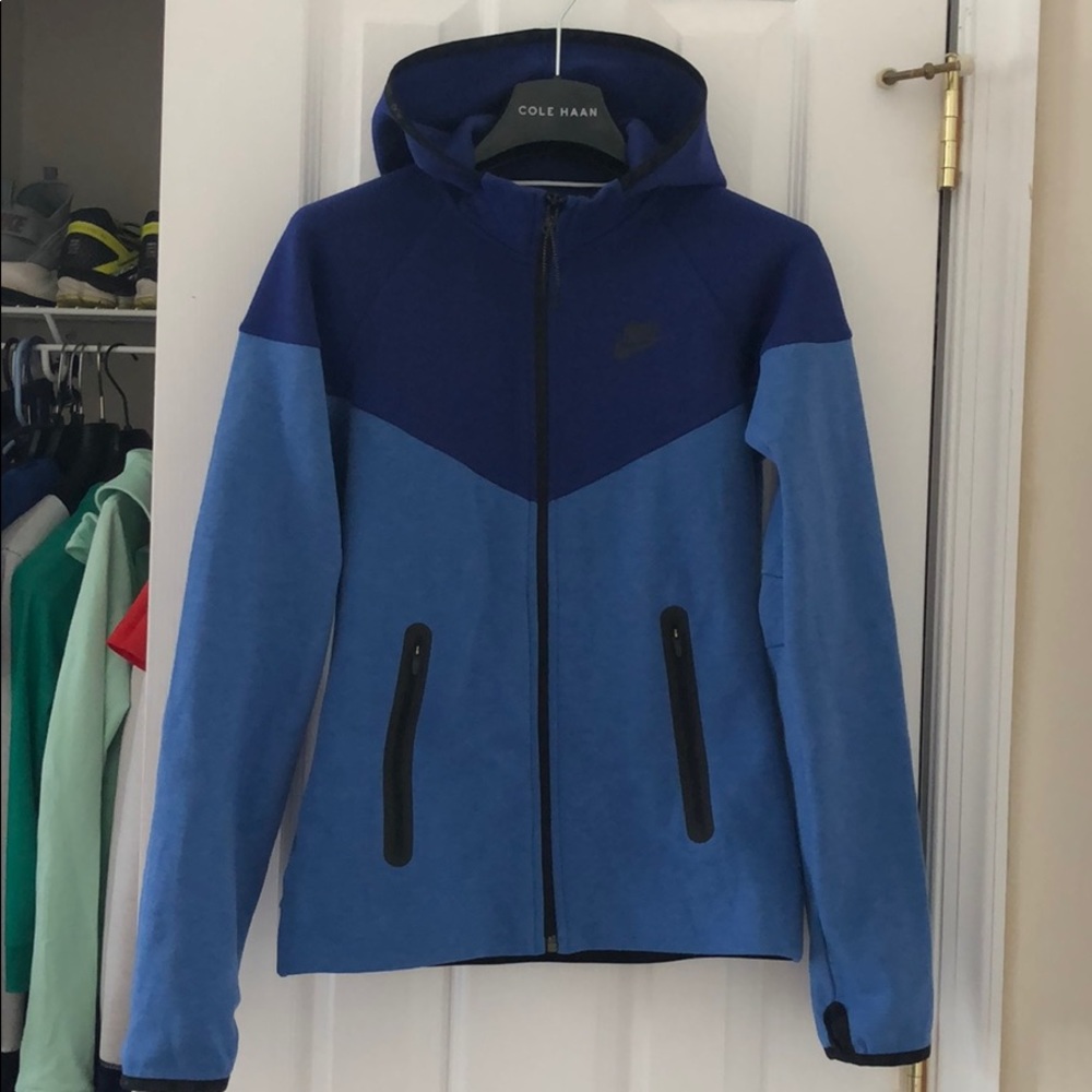 Nike tech fleece windrunner jacket hoodie Sz S new